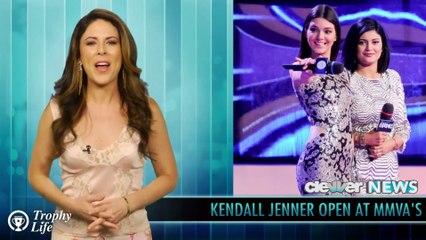 Kendall Jenner Another Flub in MMVA 2014 Opening