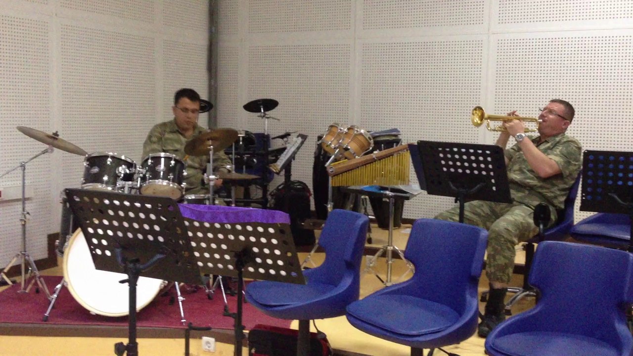 BARIŞ MANÇO  GİBİ GİBİ