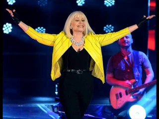 h@ns - a far l'amore / raffaella carra