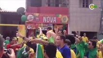 Provocação no clima da Copa: mexicanos e brasileiros fazem festa no jogo