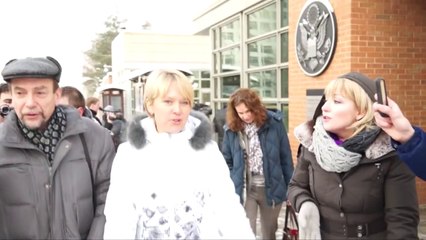 Получение инструкций в посольстве США