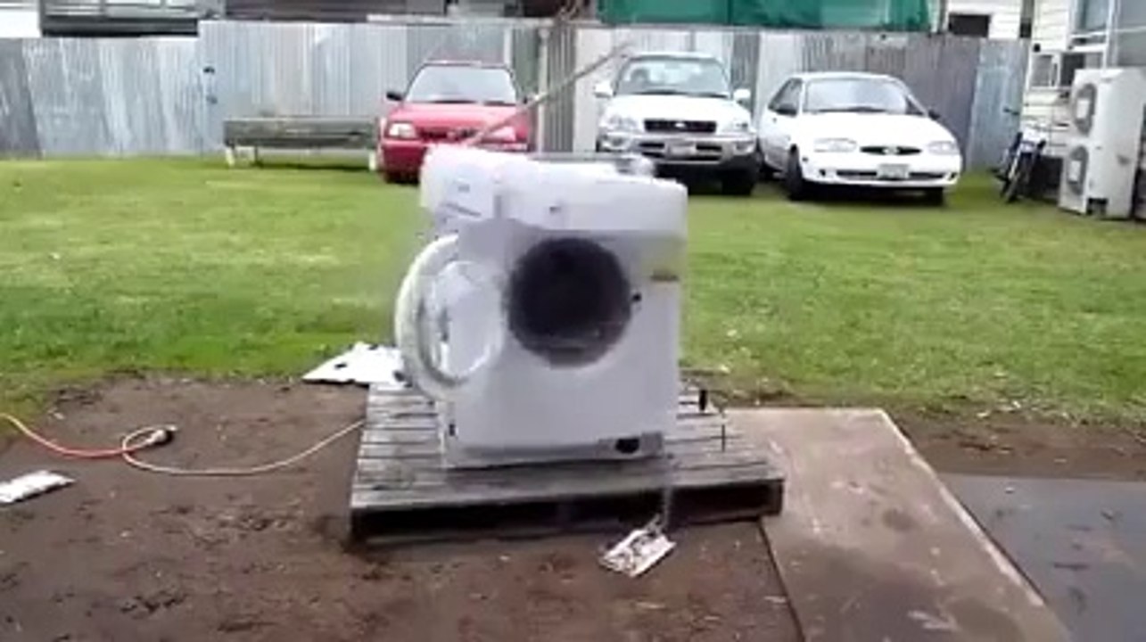 Bunu yapan manyağın amacı ne acaba.