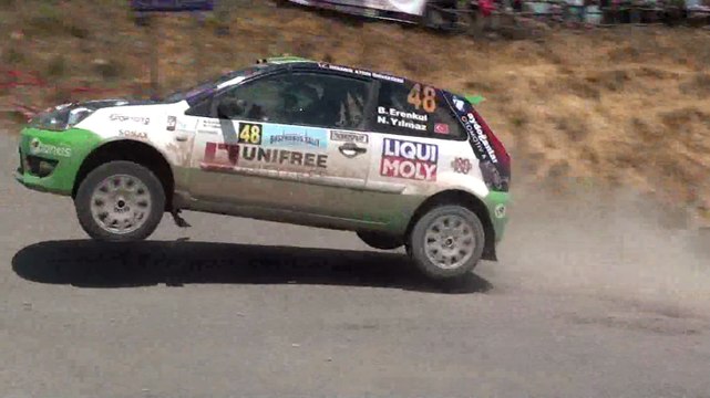 Burcu Burkut Erenkul & Nehir Yılmaz - Boğaziçi Rallisi Hallı Zıplama - Ford Fiesta ST - 2012