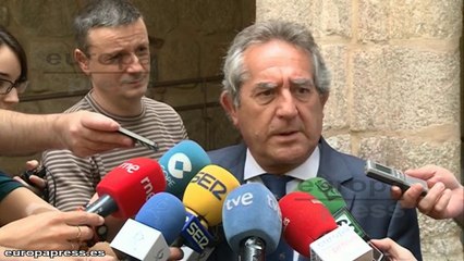 José Antonio Monago reestructura su gobierno