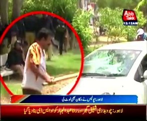 Download Video: Punjab Police looting shops in Model town