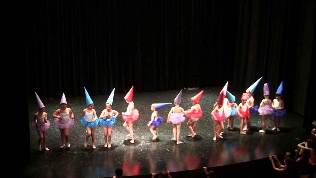 Blancanieves y los 7 enanitos - Festival Fin de Curso Las Zapatillas Rojas 2014