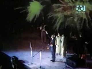 Leonardo Favio - O quizás Simplemente le Regale una Rosa