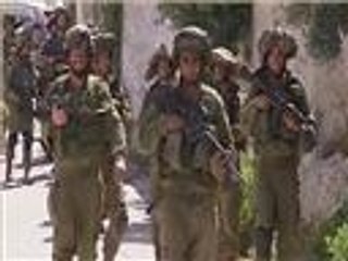 الجيش الإسرائيلي يعتقل 41 فلسطينيا