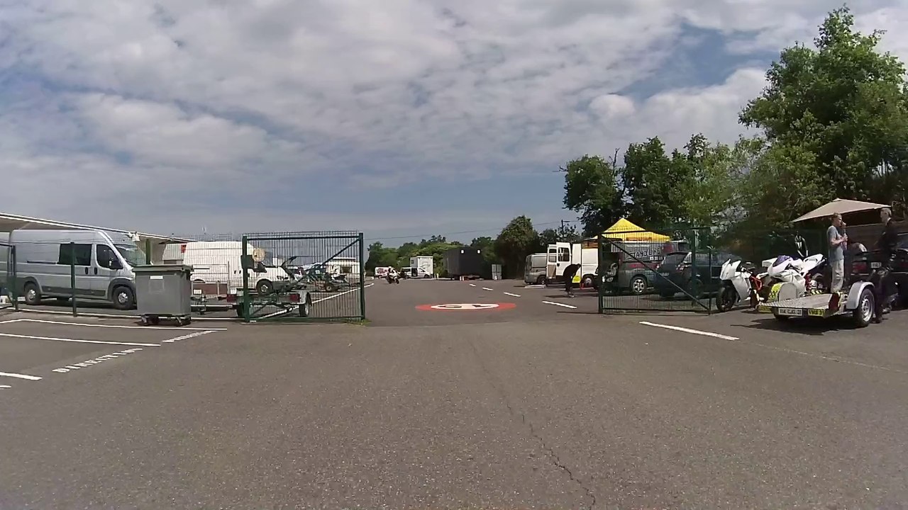 Journée club moto Pau 16/06/2014 - Groupe 2 - 3ème session - ZX9R vue arrière sur Domi part#2/2