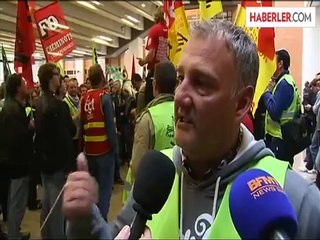 Fransa'daki Grevci Demiryolu İşçilerine Polisten Sert Müdahale