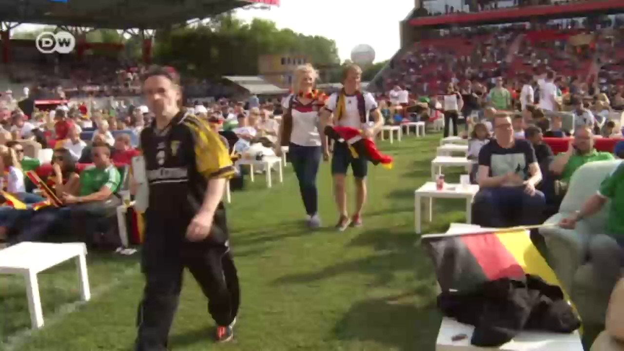 Public Viewing - Das Geschäft mit der WM | Made in Germany