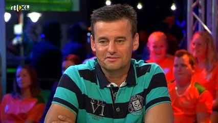 'Even hand op de knip, want je bent 'm zo kwijt' - VI ORANJE