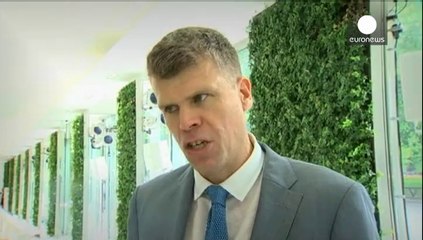 Londra, in passerella l'uomo dell'estate 2015