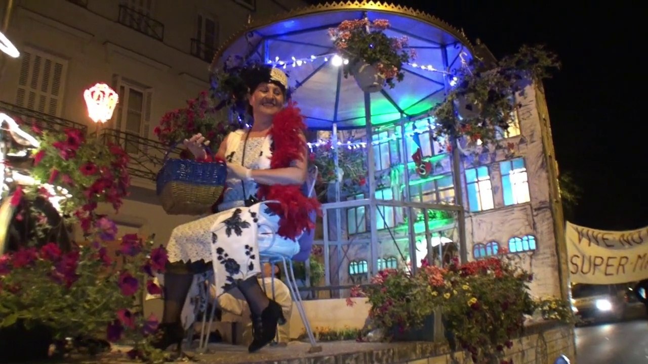 Géants et Masques Saumur 14 Juin 2014 Nuit Partie 2