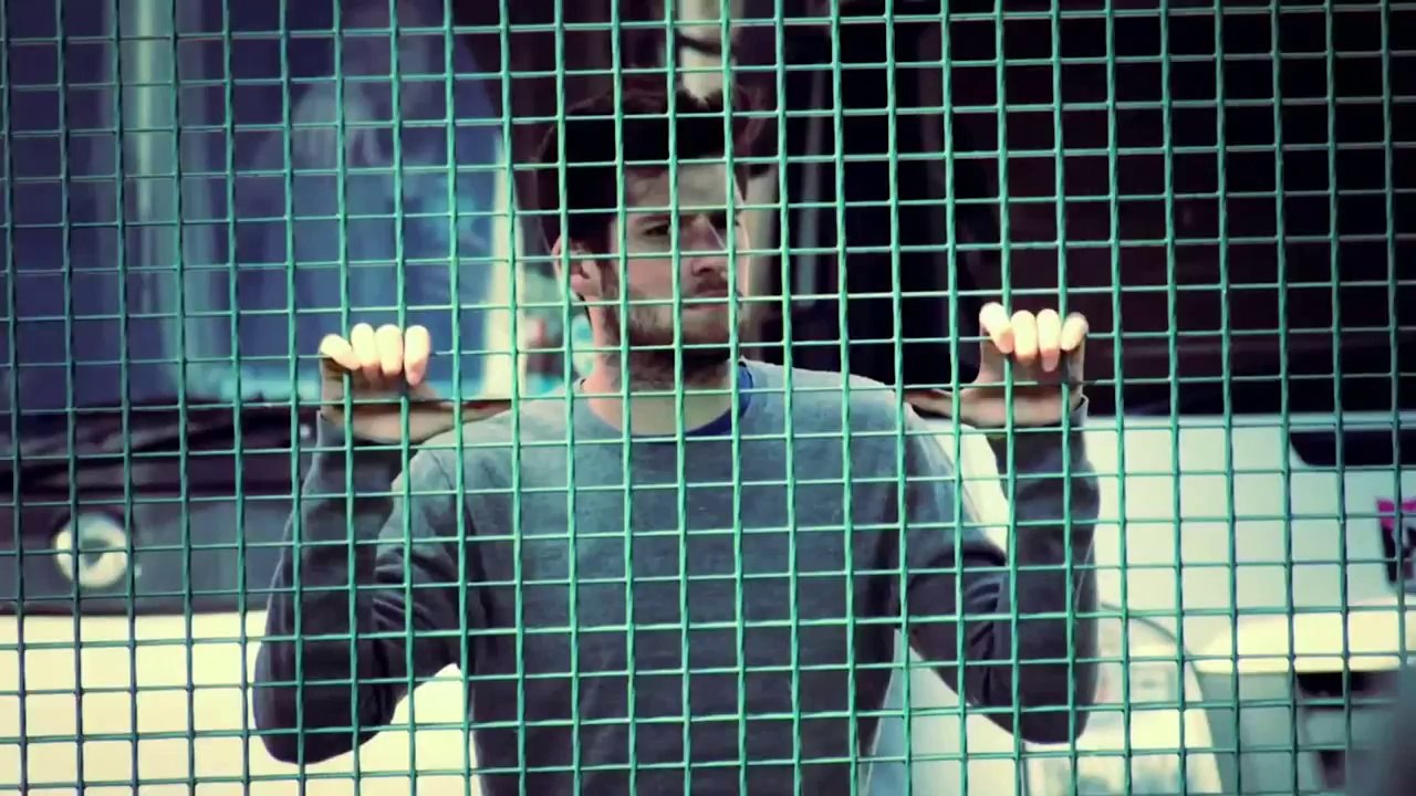 Parkour VS Soccer on a very special field : The Unbelievable Game - Pepsi Max.