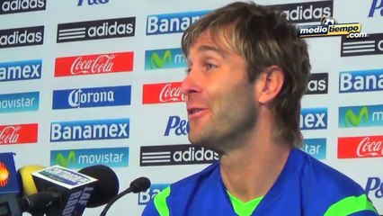 Celestes dieron 'bienvenida' a Aníbal Zurdo