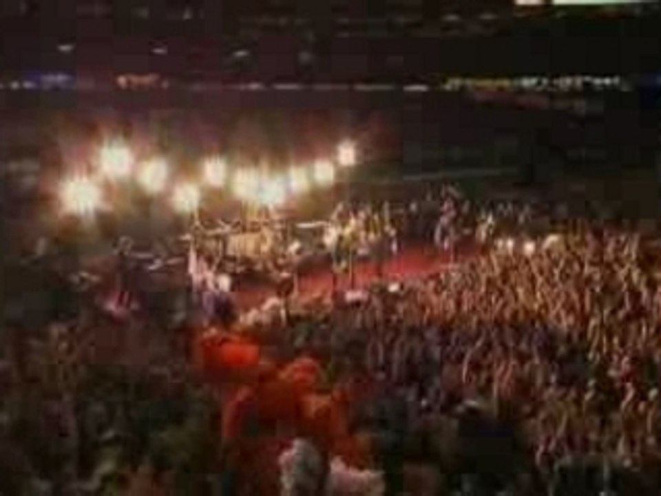 U2 & Green Day - The Saints Are Coming