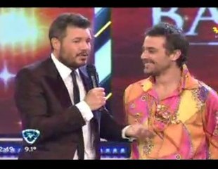 Pedro baile Cumbia con Paula haciéndole el aguante 1 (previa) - 16 de Junio