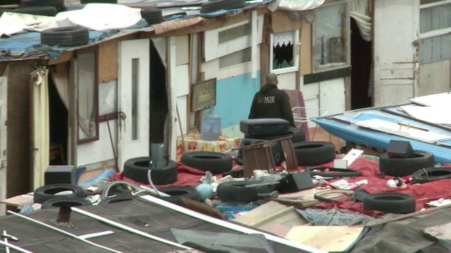 Marseille : destruction du camp de Roms de la Parette