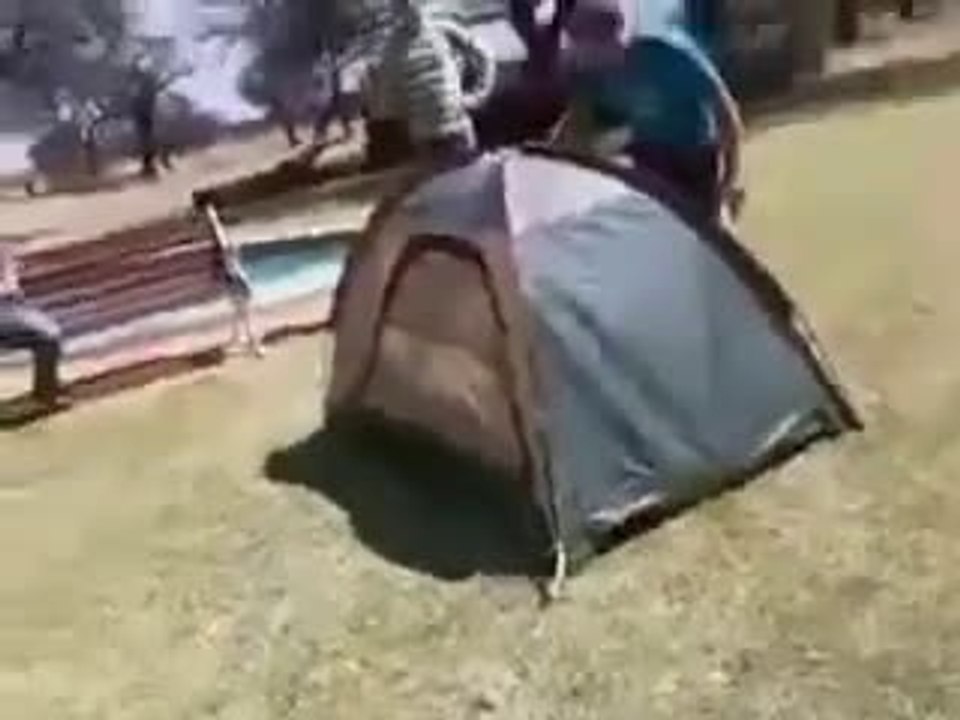 şaka çadırda yatan arkadaşlarına yapılan şaka Jara y Sedal - Revista de caza