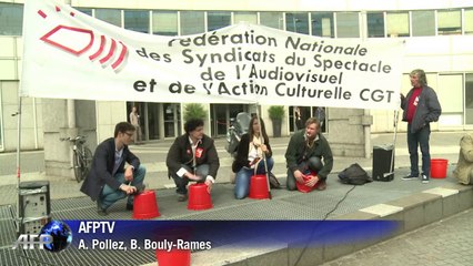 Intermittents: "Ne pas agréer mais rouvrir des négociations"