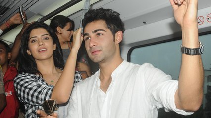 Armaan Jain & Deeksha Seth Promotes Lekar Hum Deewana Dil @ Mumbai Metro