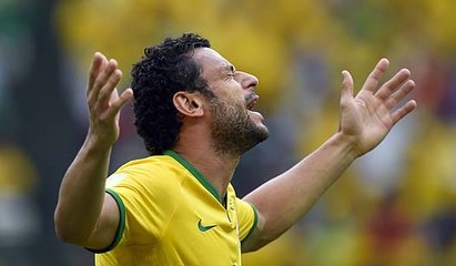 Abre o olho Felipão! Crianças do projeto Zico10 criticam Fred