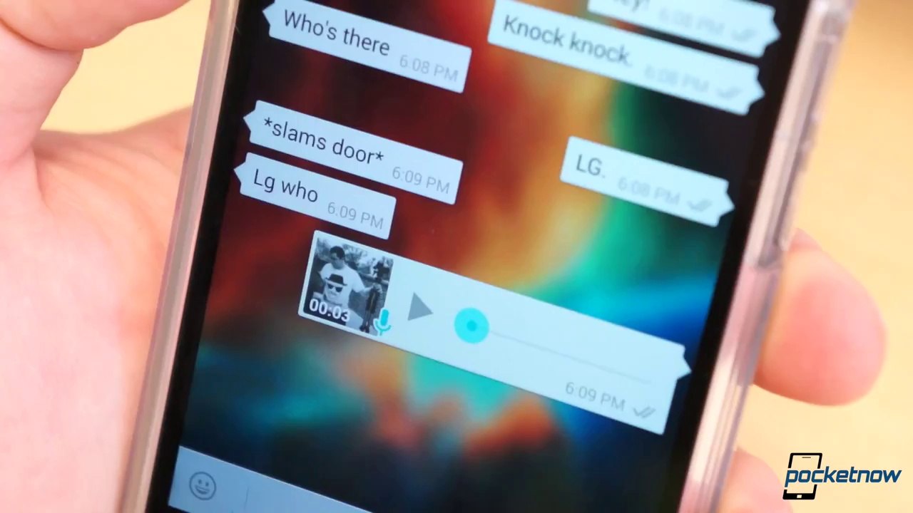 WhatsApp vs Kik Messenger