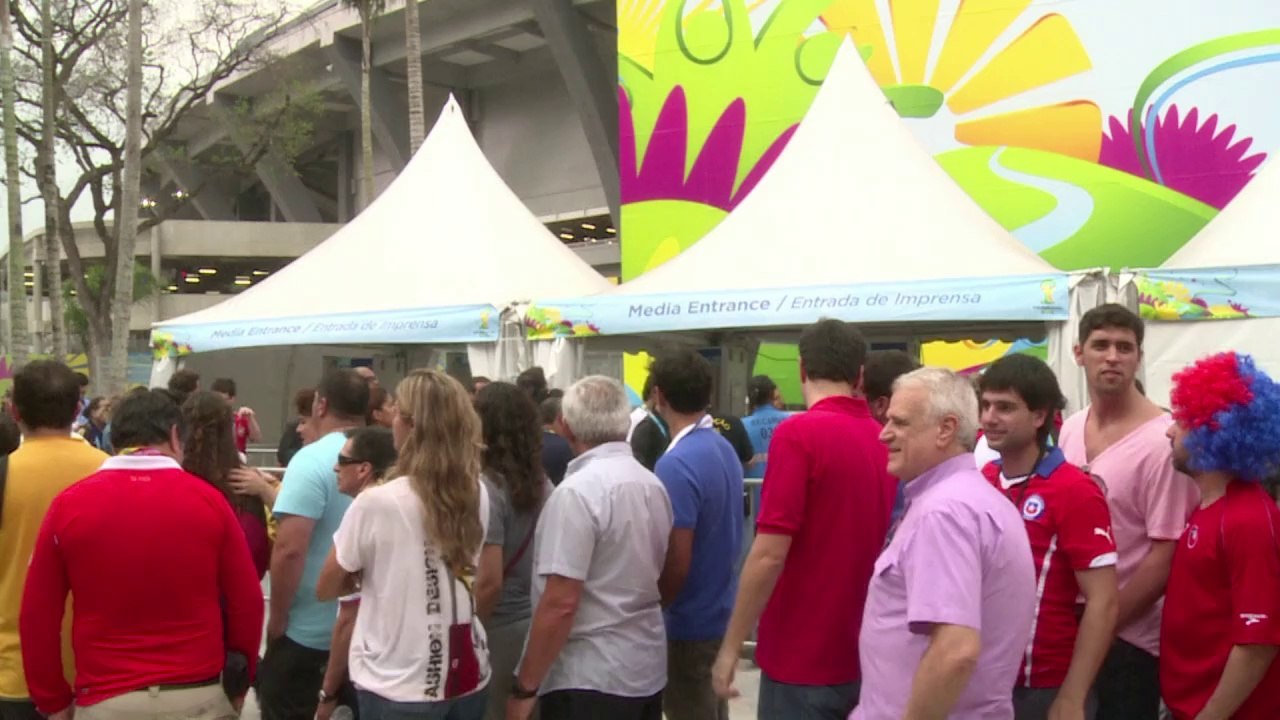 Torcedores do Chile invadem Maracanã e são presos