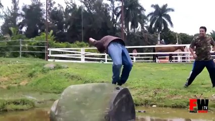 Epic zipline fail - Fails World