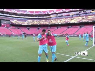 Jogadores viram comentaristas e "cornetam" aqueles que consideram os piores em campo