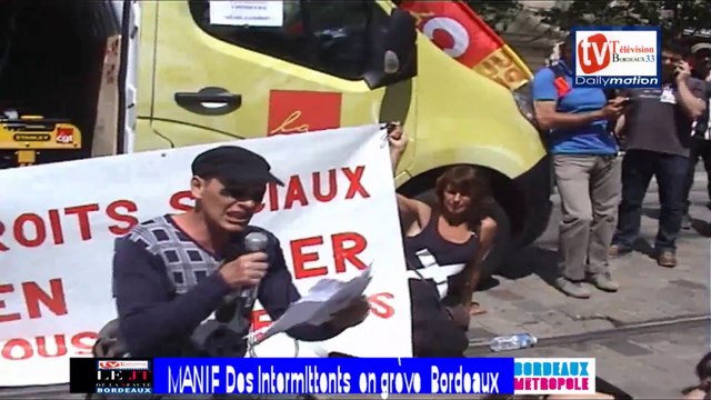 TVBordeaux33 les intermittents du spectacle ont rejoint les cheminots Gare St Jean Bordeaux