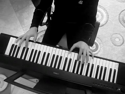 Yann Tiersen-Amelie comptine d'un autre ete-Yamaha-NP11 Piano