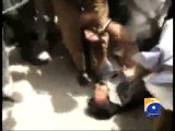 Gullu Butt Beaten by Lawyers-19 Jun 2014