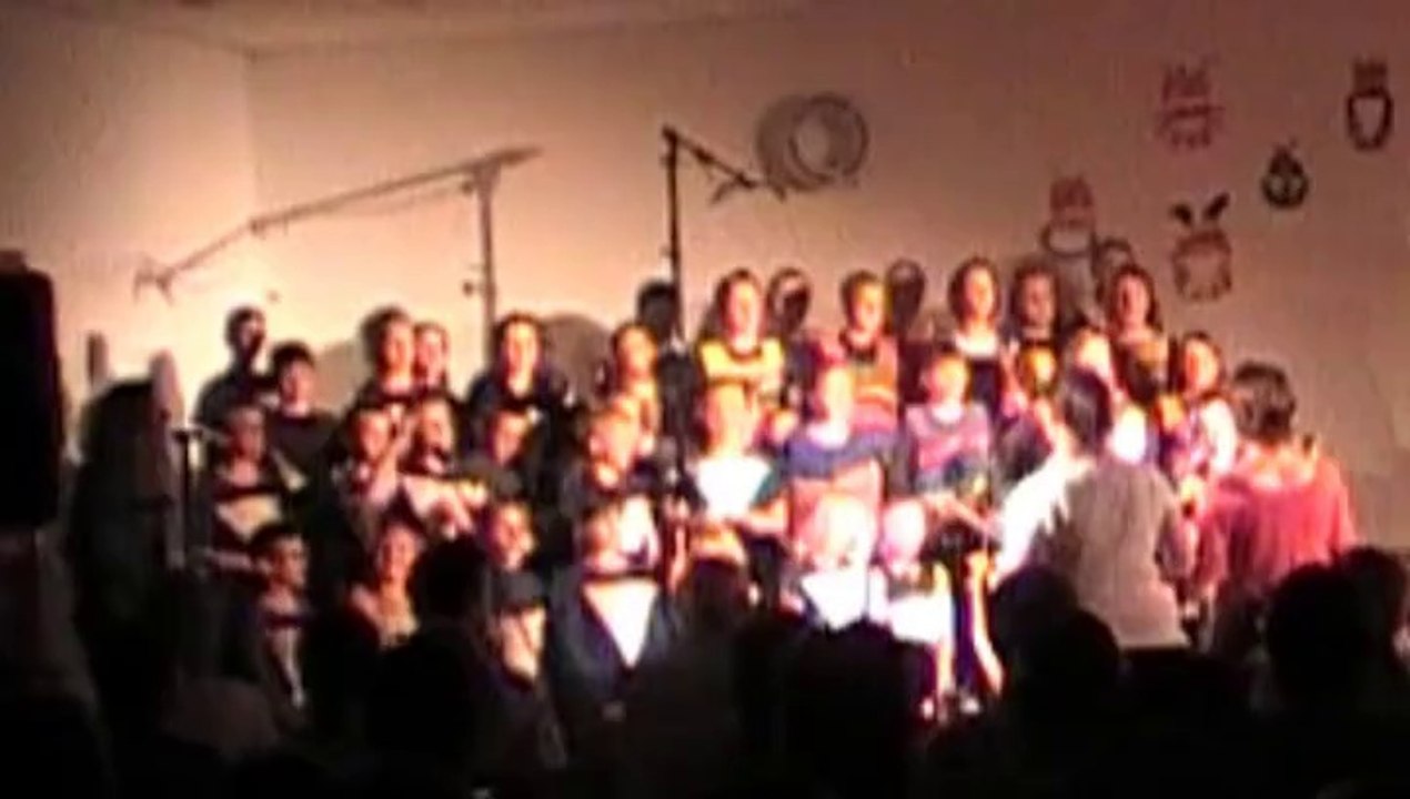 Taki - Concert des écoles de Naives-en-Blois et Sorcy-Saint-Martin à Reffroy avec le groupe péruvien Musocc Illary