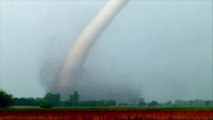 A l'intérieur d'une tornade, une Américaine raconte