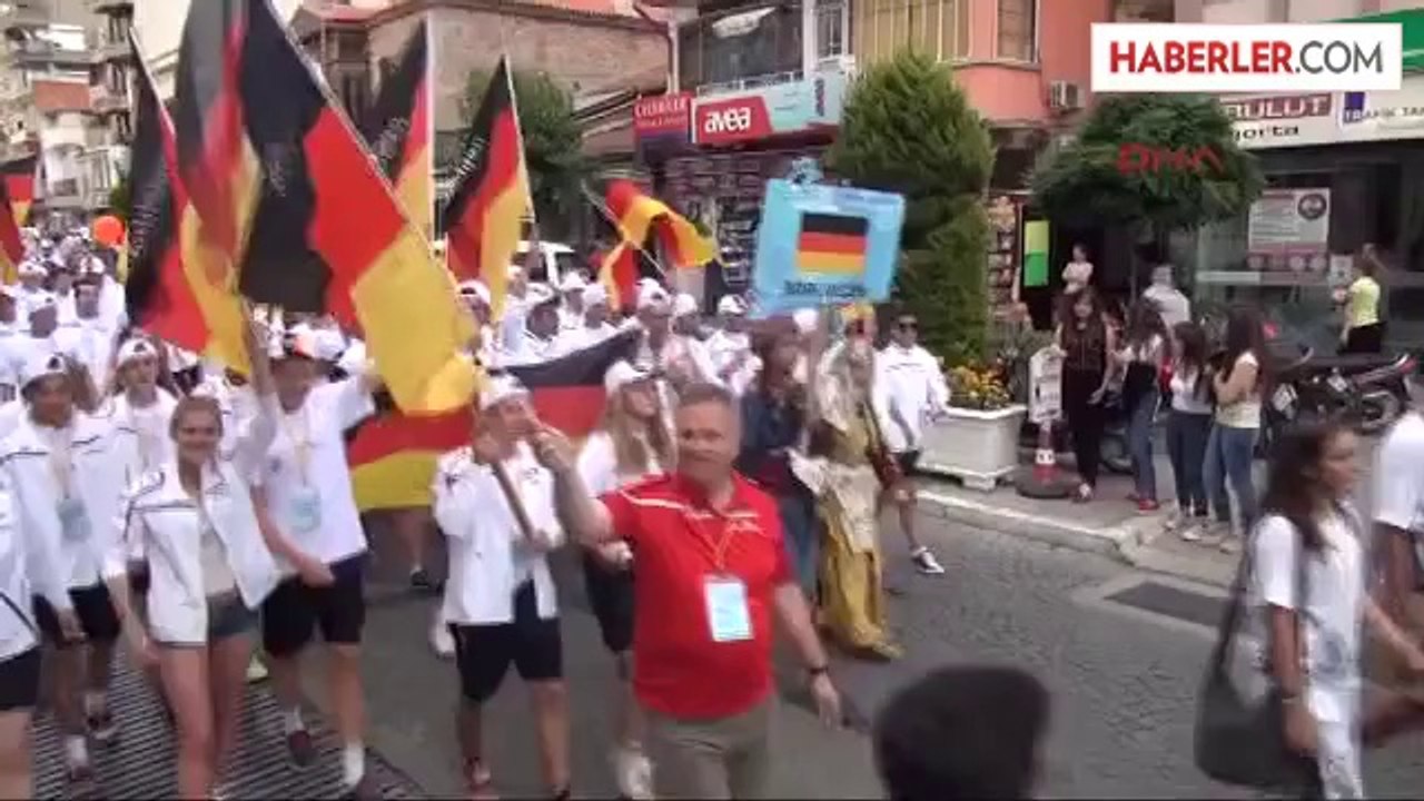 Bergama'da Olimpiyat Ateşi Yandı