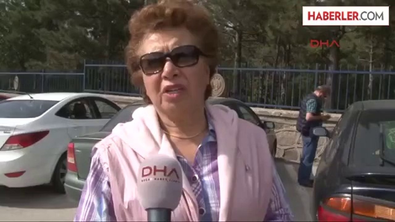 Tahliye Kararının Ardından Hükümlü Bulunanların Yakınları Mamak Askeri Cezaevi'nde Geldi