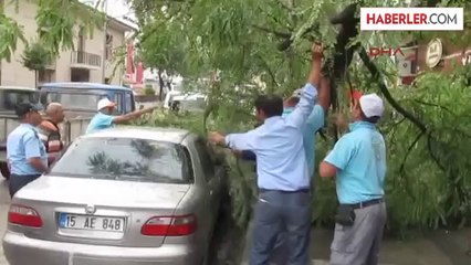 Burdur'da Kuvvetli Yağış ve Fırtına