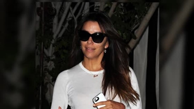 Eva Longoria Shows Off her Glossy Locks