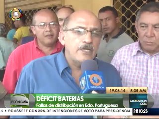 Largas colas en Portuguesa para comprar baterías de carros