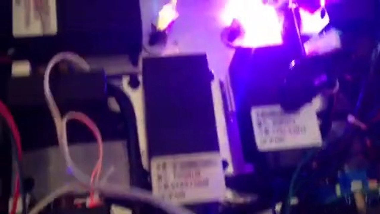 Laserworld 2000 RBG Probleme scans,projection