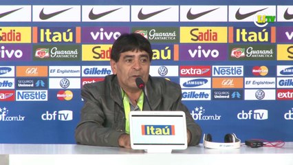 Teste do som da Granja em várias línguas diverte a imprensa