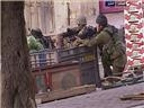 اشتباكات بين جنود الاحتلال وشبان فلسطينيين