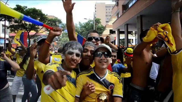 Colombianos comemoram classificação