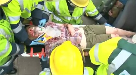 NÃO USE O CELULAR DIRIGINDO