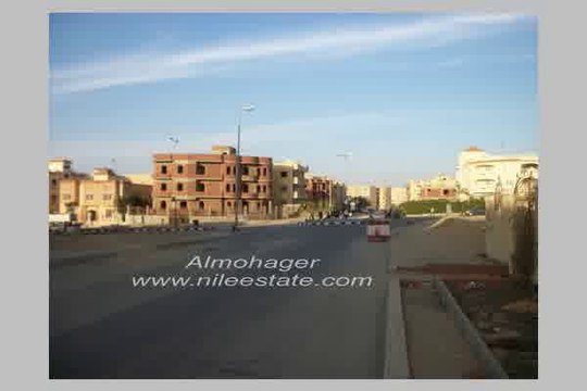 شقة فاخرة 200 متر للبيع فى الحى الرابع القاهرة الجديدة