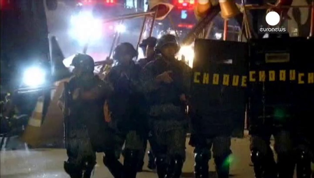 Brazil: Sao Paulo street violence over transport fares and World Cup