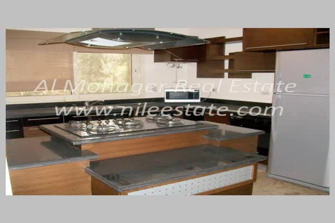 شقة مفروشة فرش راقي جدا وتشطيب فاخر المستوى للايجار بسرايات المعادي