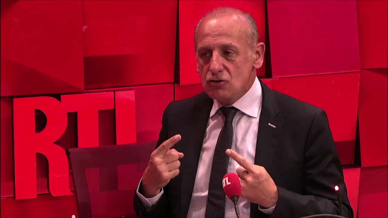 Jean-Michel Aphatie : "Les lycéens n'ont pas vu Vénus dans la forêt"